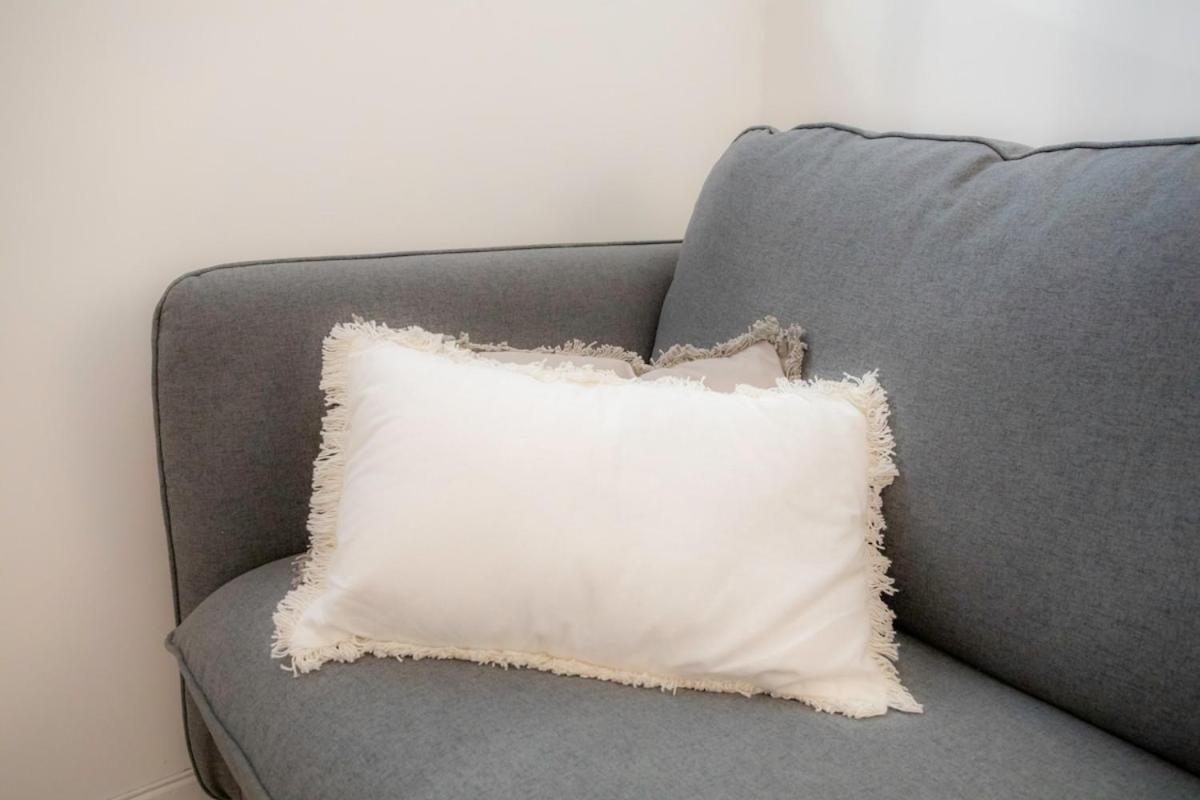 #16 1bdr Flower Market, Old Town, 1min Ac Apartment